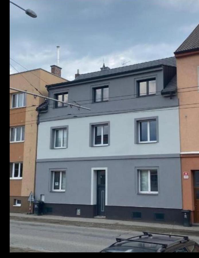 Cerna Ruze - Apartman 7 Plzeň Exteriör bild